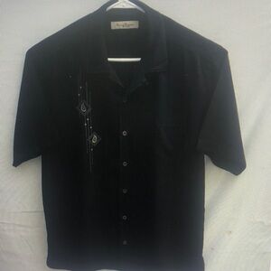 Men's Black Short Sleeve Shirt